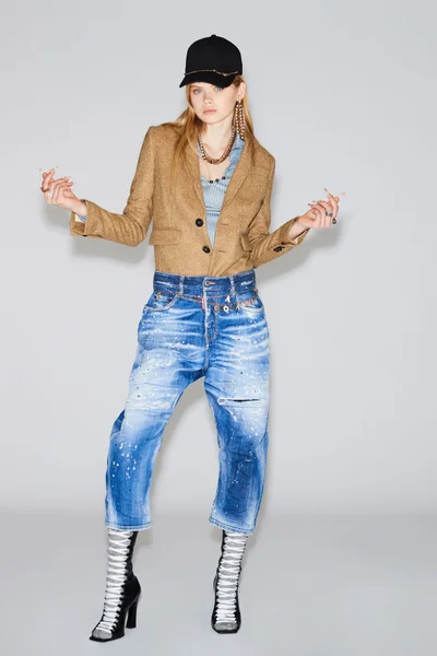 Look 29